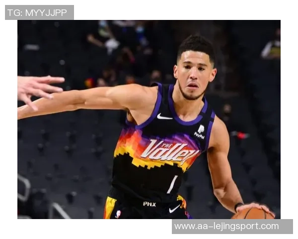 太阳主帅称布克身体状态良好这是球队重要收获与关键进步 太阳主帅称布克身体状态良好这是球队重要收获与关键进步