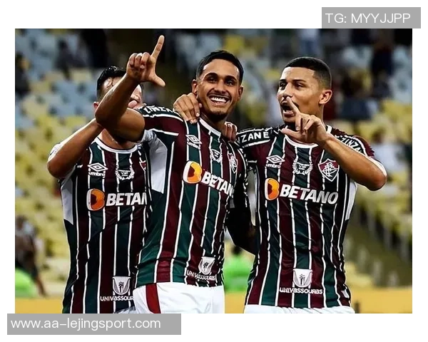 弗鲁米嫩塞大胜锁定巴甲前七名资格争夺明年解放者杯席位希望大增 弗鲁米嫩塞大胜锁定巴甲前七名资格争夺明年解放者杯席位希望大增