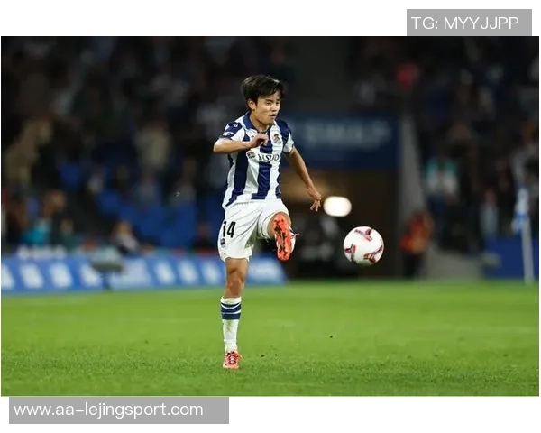 伊东纯也社交媒体庆祝胜利久保建英赞其传中如激光般精准 伊东纯也社交媒体庆祝胜利久保建英赞其传中如激光般精准