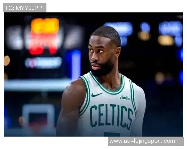 绿军力争三连胜背靠背挑战公牛杰伦布朗与科塔有望出战 绿军力争三连胜背靠背挑战公牛杰伦布朗与科塔有望出战